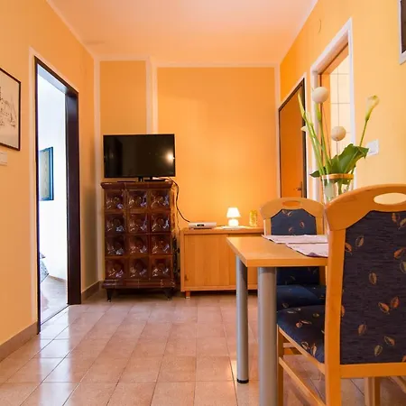 Apartman Apartments-kristina-fazana 2 Fažana